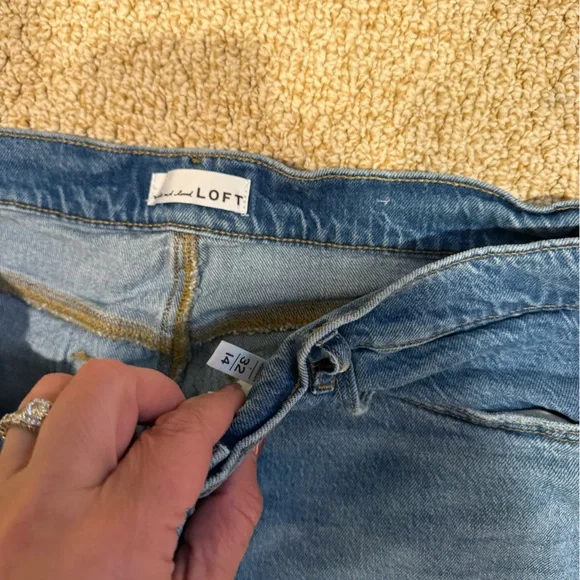 LOFT Light Blue high rise wide leg jeans in vintage indigo - Picture 2 of 2